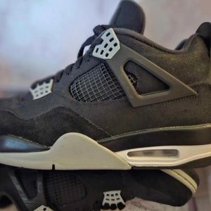 Air Jordan 4 Retro SE